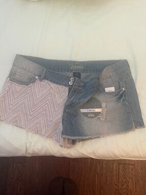 Vanity Dakota , women’s ,Two-Tone Denim-Jean shorts - Light Blue & White 32, NWT